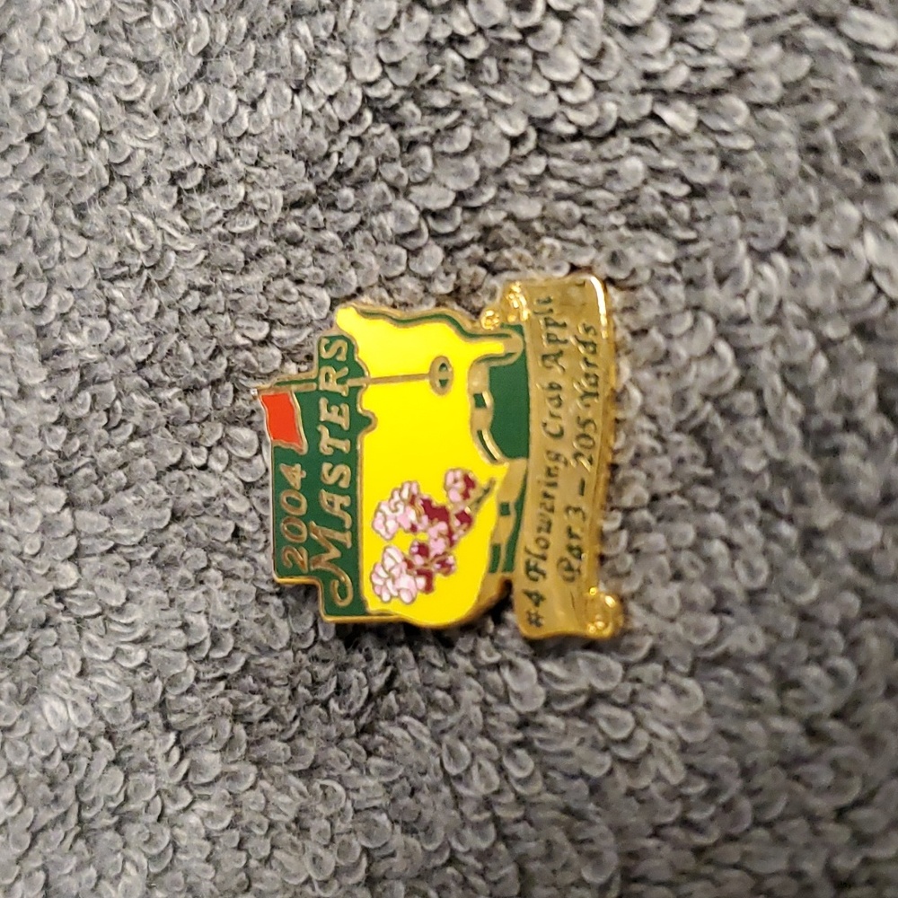 2004 Masters Lapel Pin